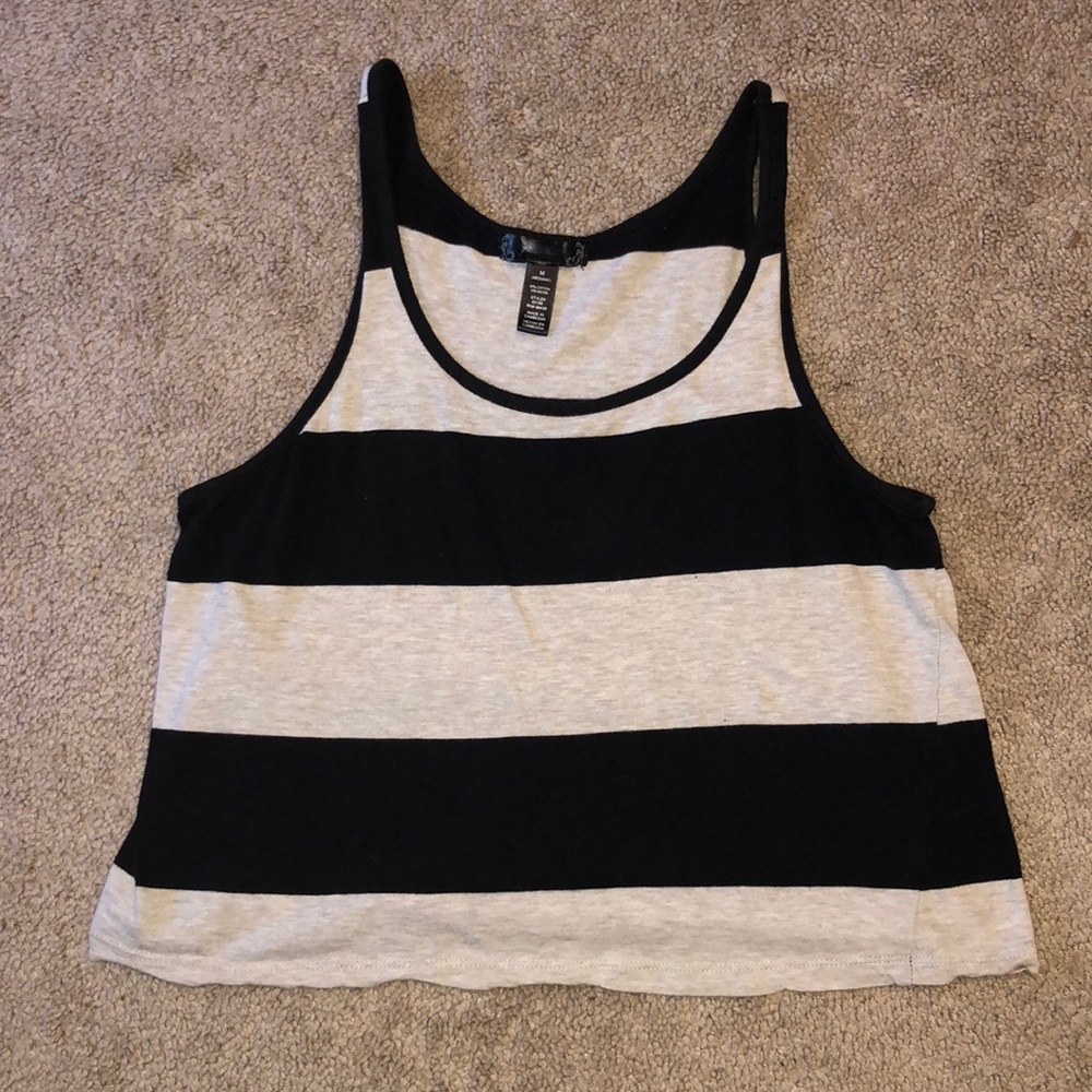 Striped, flowy crop top!